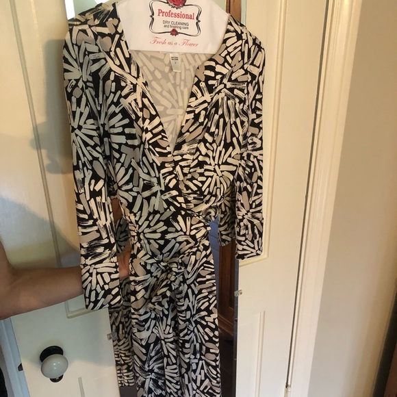DVF wrap dress - Picture 1 of 3